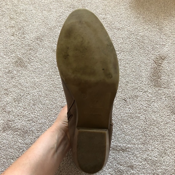 Spring Ankle Booties, Size 10 - Picture 3 of 5